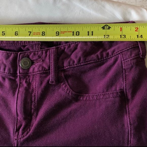 American Eagle, Size 4, low-Rise, Super Stretch Jegging, Color: grape purple - Picture 11 of 12